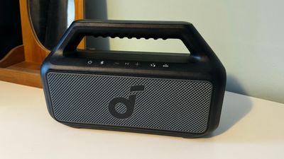 Soundcore Boom 2 Bluetooth Speaker review: Big budget bass with bouncing lights