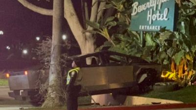 Tesla Cybertruck Crashes Into Cement Wall Outside Of Beverly Hills Hotel