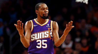 Suns’ Frank Vogel Defends Kevin Durant With NSFW Message on Officiating