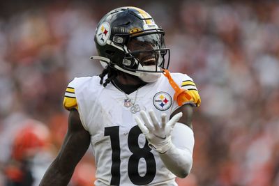 Mike Tomlin’s ‘volunteers, not hostages’ stance could play out with Steelers WR Diontae Johnson