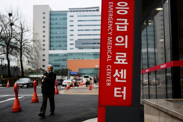 S. Korea Begins Licence Suspension Process Against Striking Doctors