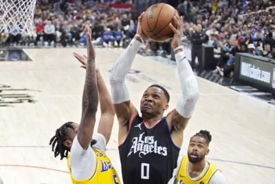 Clippers' Westbrook Undergoes Hand Surgery, Status Week To Week