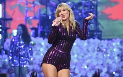 Singapore Defends Exclusive Deal With Taylor Swift For Tour