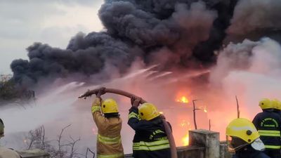 Telangana: Fire breaks out at pesticide godown in Medchal Malkajgiri