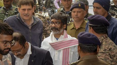 Ranchi court summons Hemant Soren for disobeying ED notices in land grab case