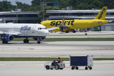 JetBlue and Spirit abandon their decision to merge after it was blocked by a judge