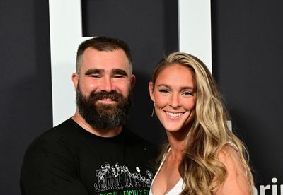 12 adorable photos of Jason Kelce and Kylie Kelce over the years