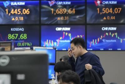 Global Markets React To China's Economic Growth Target Announcement