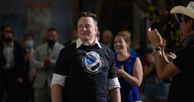 Former "The Mandalorian" actress Gina Carano Heaps Praise On Elon Musk, Compares Him To Batman