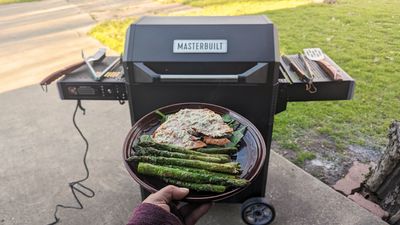 Masterbuilt AutoIgnite Series 545 review: a smart charcoal grill and smoker that ignites automatically