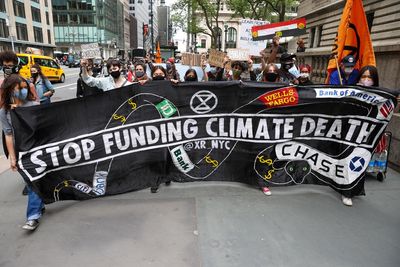 US banks abandon ‘bare minimum’ environmental standards project, alarming climate groups
