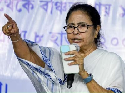 Mamata Banerjee announces hike in salaries of Anganwadi workers in West Bengal