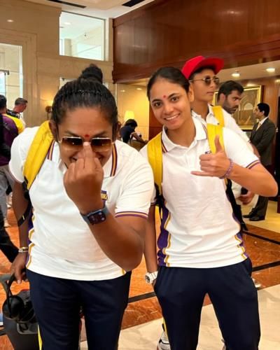 Dynamic Duo: Lisa Sthalekar And Teammate Shine In Photoshoot