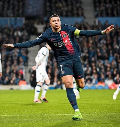 Kylian Mbappé: A Dynamic Force Of Passion On The Field