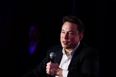 Outraised by Biden, Trump meets Musk