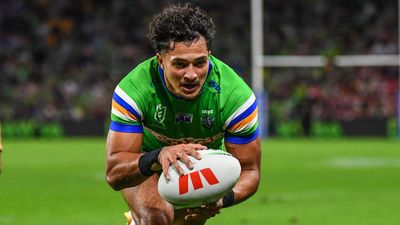 Canberra speedster Savage wants to shine in wing role