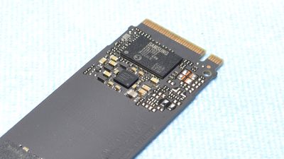 NAND production cuts result in higher SSD pricing, fueling 25% revenue growth for memory makers