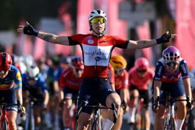 Lorena Wiebes Triumphs In Thrilling Cycle Race Victory Celebration