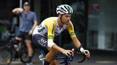 Rising Aussie Luke Plapp rides into Paris-Nice lead