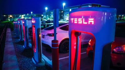 Tesla Giving Away 10,000 Supercharging Miles In End-Of-Quarter Push