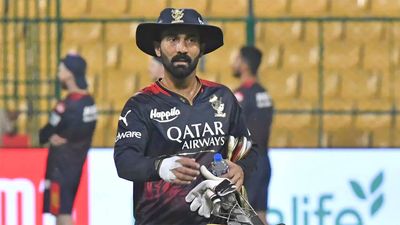 Dinesh Karthik set to bid farewell to IPL career, contemplates international retirement