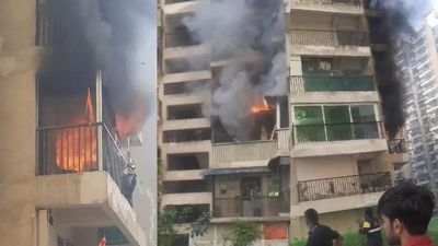 UP: Fire breaks out in two flats of residential society in Noida