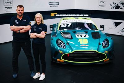 Aston Martin F1 ambassador Hawkins joins Beechdean for British GT debut