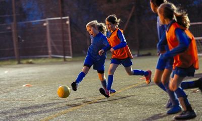 Team sports help vast majority of young girls feel more confident, says report