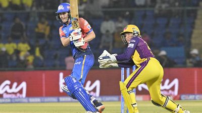 WPL Season 2 | Mumbai Indians post decent score against UP Warriorz after early jitters