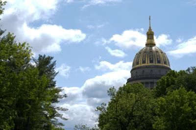 West Virginia Bill Bans Smoking In Vehicles With Children