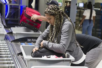 TSA unveils self-checkout like security lanes: Here's how it works