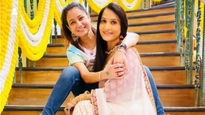 Actor Dolly Sohi passes away hours after her sister's death; the actor suffered from cervical cancer: Report