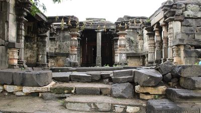 Kalagi: A wonder of Chalukyan architecture now languishes in neglect