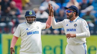 Watch: Rohit Sharma puts Sarfaraz Khan in desired fielding position, ensuing laughter all round