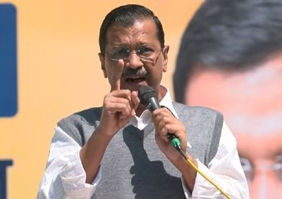 "Sansad mei bhi Kejriwal..." AAP Supremo Arvind Kejriwal kicks off Lok Sabha campaigning