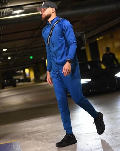 Stephen Curry's Stylish Urban Sophistication Shines In Royal Blue