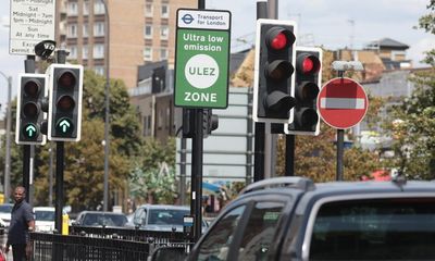 Ulez helped London cut road pollution faster than rest of UK, report says