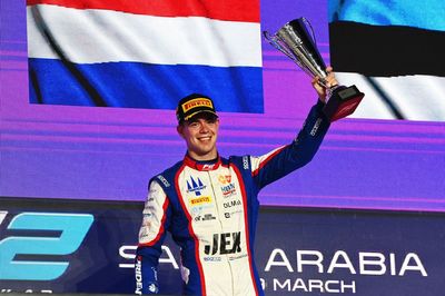 F2 Saudi Arabia: Verschoor wins dramatic sprint race