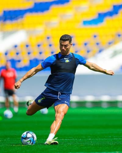 Cristiano Ronaldo's Powerful Kick: A Champion In Action