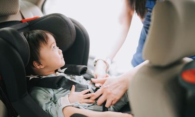 Children at risk as Australia lags behind other countries on car seat safety, experts say