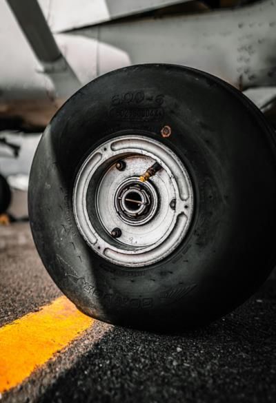 United Boeing 777 Tire Falls Off Mid-Air