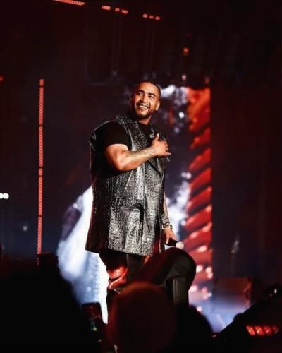 Captivating Moments: DON OMAR's Electrifying Concert Performance