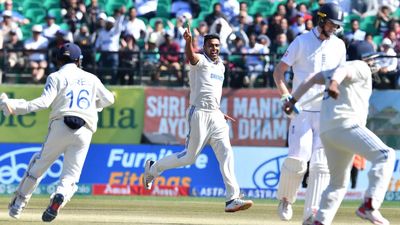 Ind vs Eng fifth Test | India signs off series with innings win for a 4-1 rout