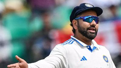 5th Test: Rohit Sharma does not take the field on Day 3 due to stiff back