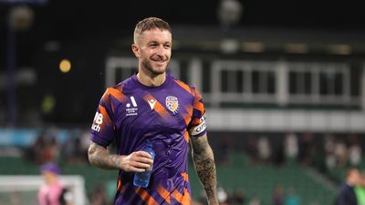Taggart the hero as Glory snatch 2-2 draw against Jets