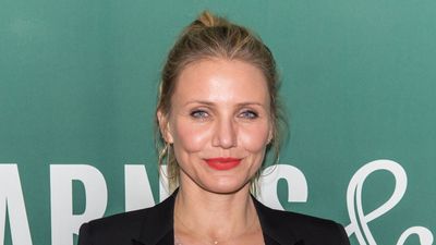 Cameron Diaz's glazed cabinetry 'breaks up the monotony of repetitive' kitchen design, experts say