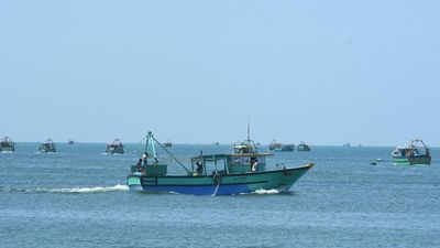 15 fishermen from Tamil Nadu and Puducherry arrested by Sri Lankan Navy