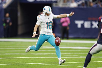 Breaking down the terms of Dolphins P Jake Bailey’s new contract