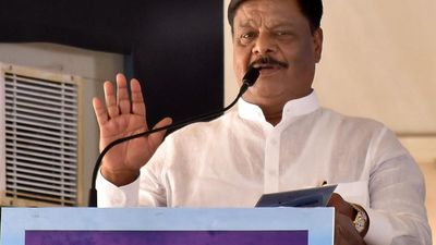 Mahadevappa seeks to set the record straight on contribution of UPA-2 to State’s road infrastructure