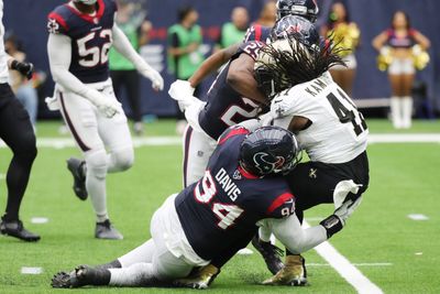 Texans reportedly retain DT Khalil Davis, CB Kris Boyd